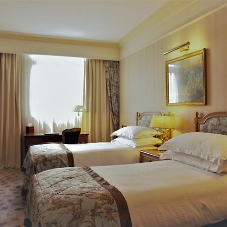 Hotel Intercontinental Le Vendome Beirut Exterior foto