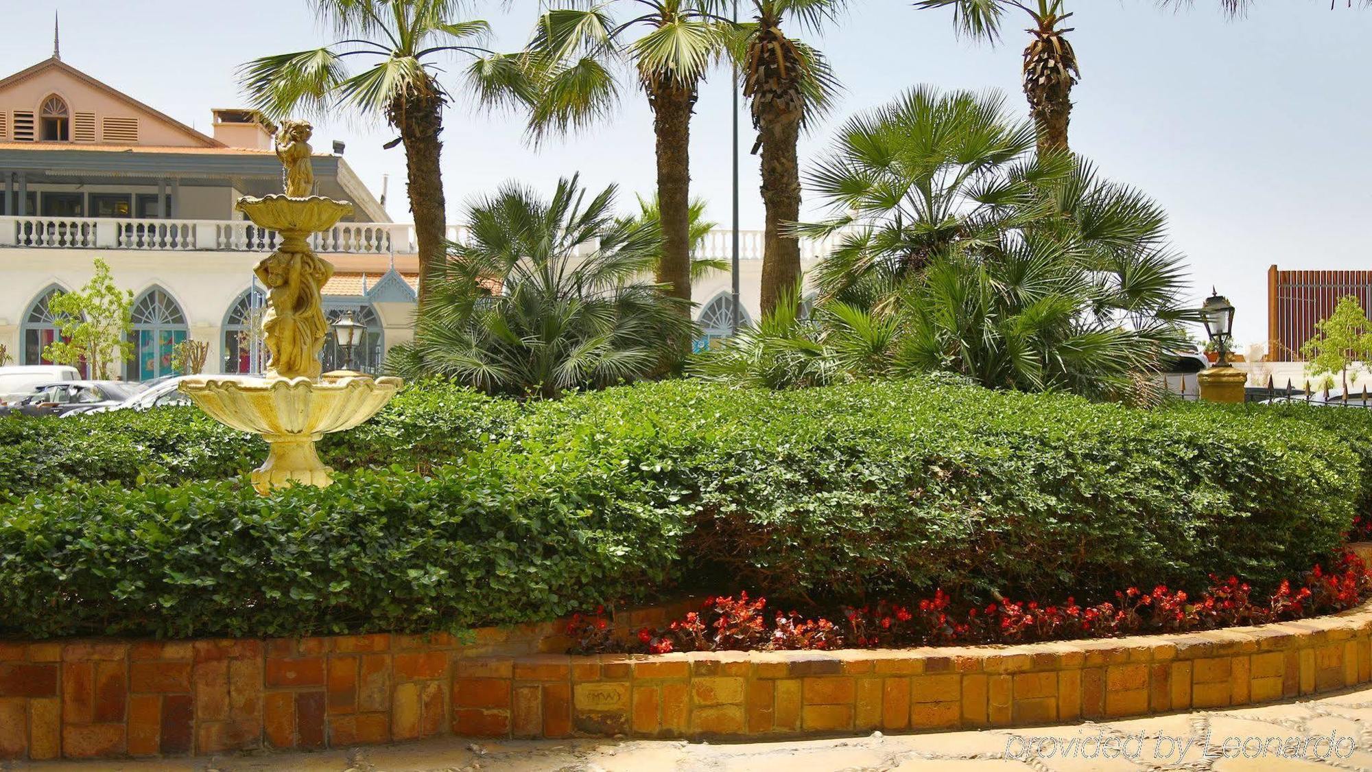 Hotel Intercontinental Le Vendome Beirut Exterior foto